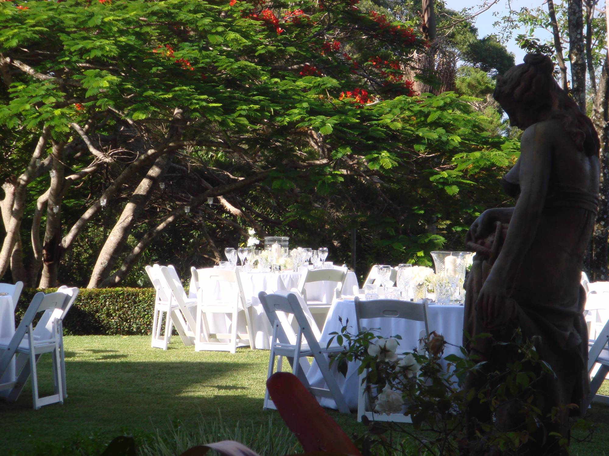 Wedding hair and makeup at Victoria's at Ewingsdale, Byron Bay